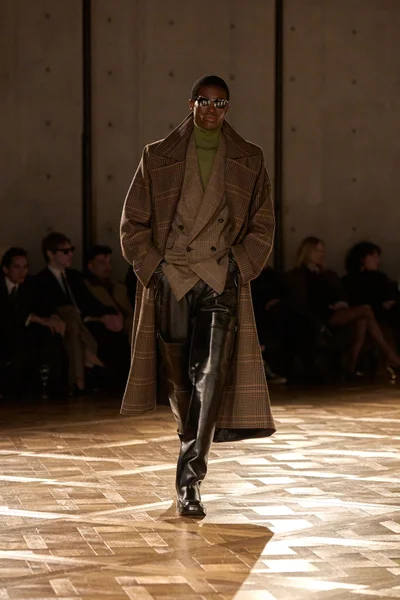 Look 21